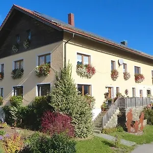 Huisnhof Apartment